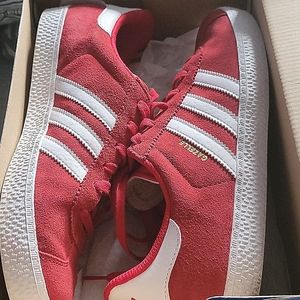 Red Suede Addidas Gazelle, Size 6 1/2